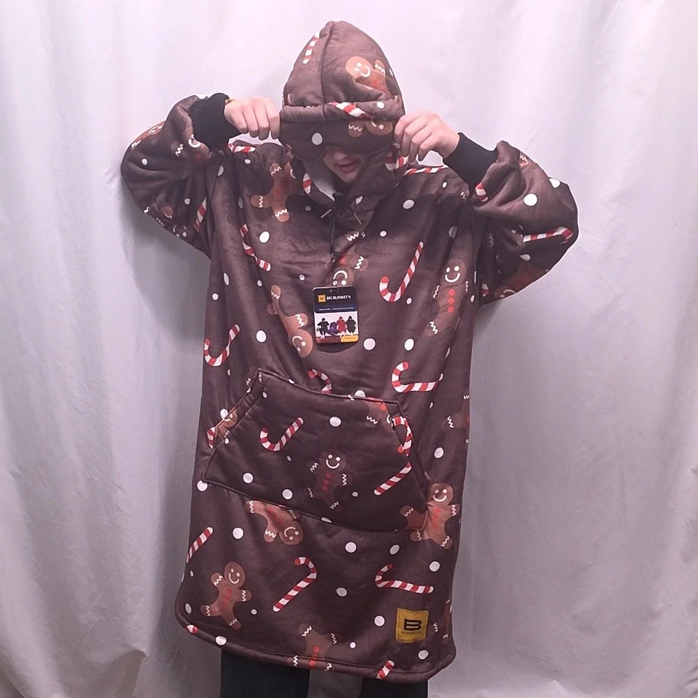 Big Blanket Co Wearable Blanket Unisex Brown Gingerbread Holiday Oversized